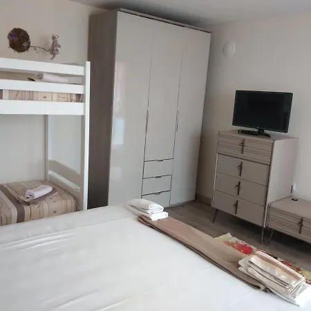 Casa de hóspedes синьо лято