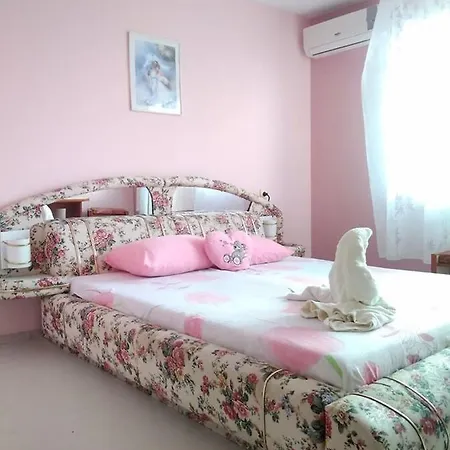 Pensionat синьо лято Pomorie