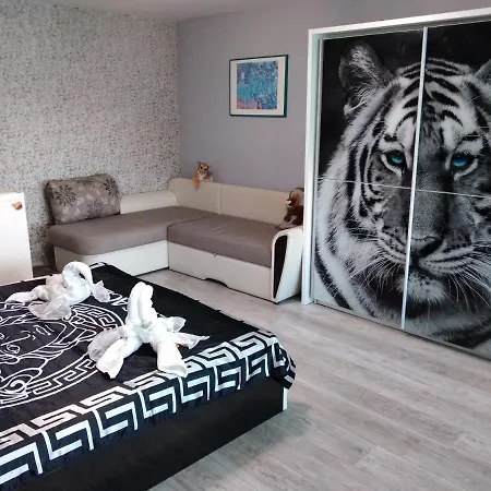синьо лято 3* פומורי