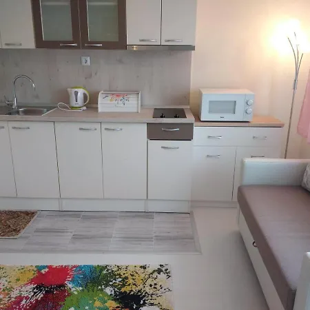 Pensionat синьо лято 3*