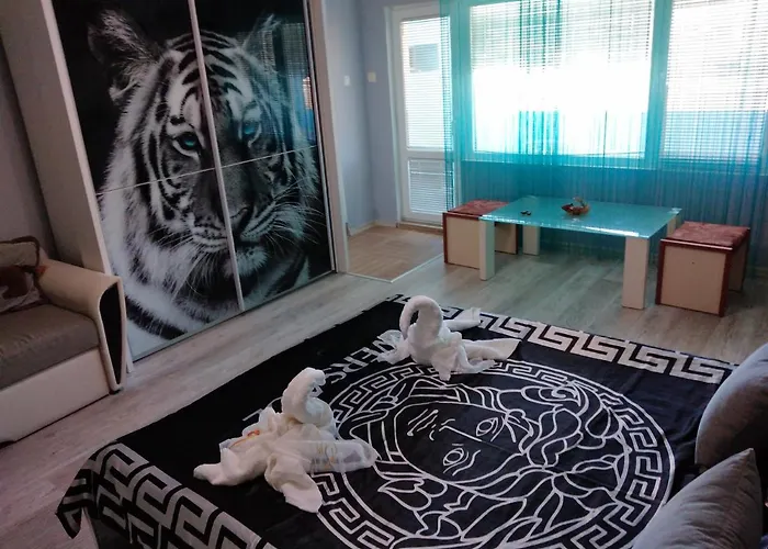 Pensión синьо лято 3*