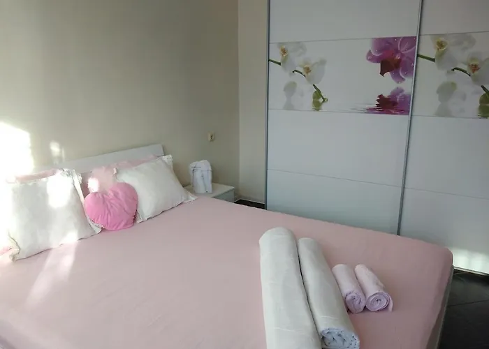 Pensión синьо лято Pomorie